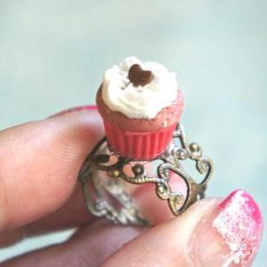 Red Velvet Cupcake Ring