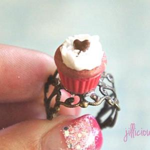 Red Velvet Cupcake Ring
