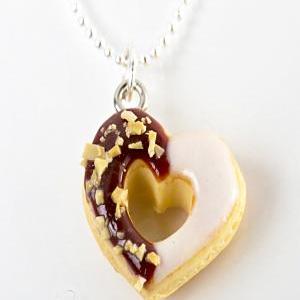 Heartt Donut Necklace