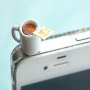 lipton tea phone plug