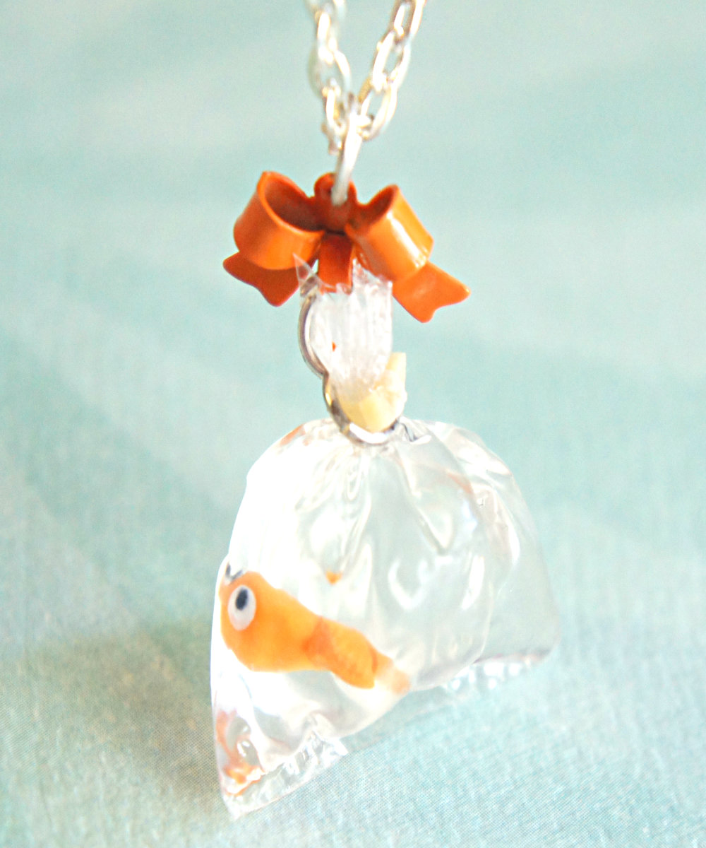 Goldfish In A Bag Necklace on Luulla