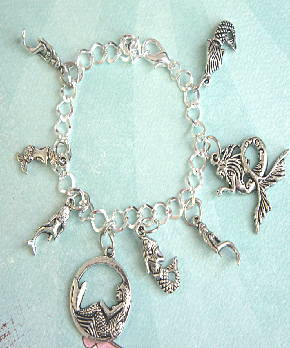 Mermaid Charm Bracelet on Luulla